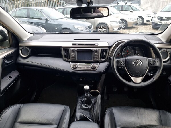 Used Toyota RAV4 2013 for sale - 76200136: Photo 14
