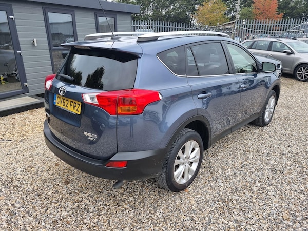 Used Toyota RAV4 2013 for sale - 76200136: Photo 6