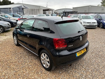 Used Volkswagen Polo 2011 for sale - 78854808: Photo