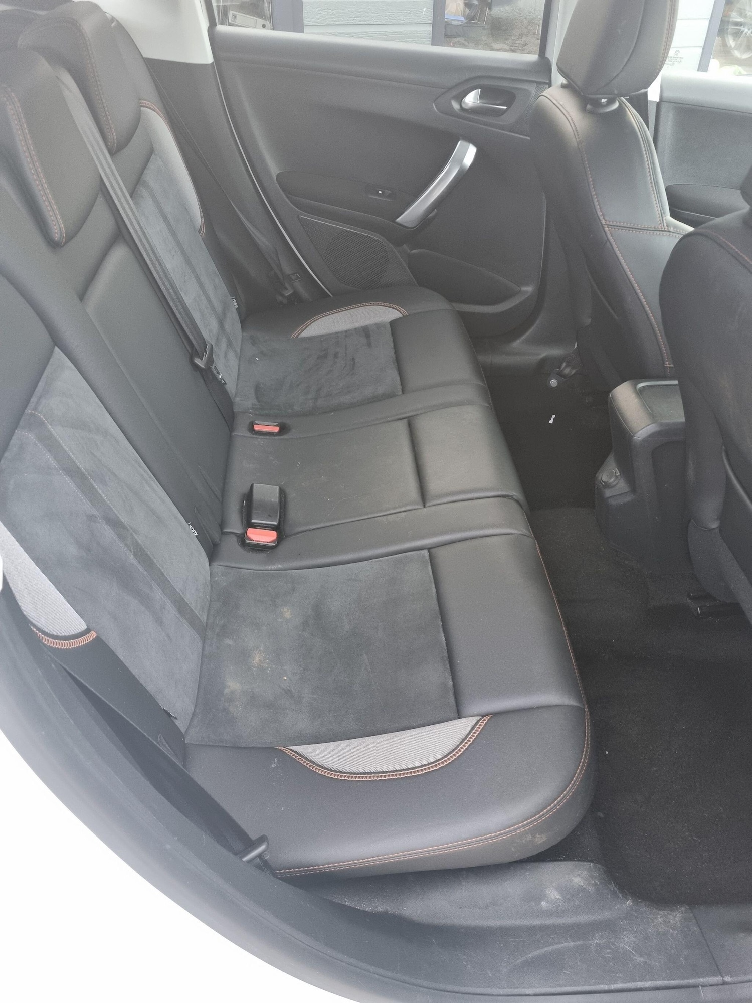 Used Peugeot 2008 2015 for sale - 76013623: Photo 12