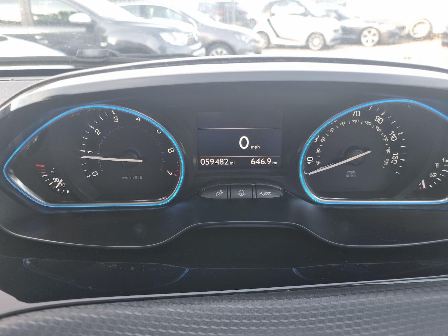 Used Peugeot 2008 2015 for sale - 76013623: Photo 15