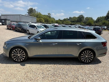 Used Skoda Superb 2018 for sale - 79224204: Photo