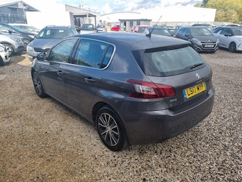 Used Peugeot 308 2017 for sale - 75719480: Photo