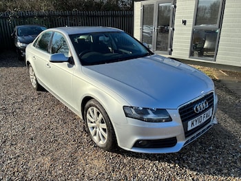 Used Audi A4 2010 for sale - 77190760: Photo