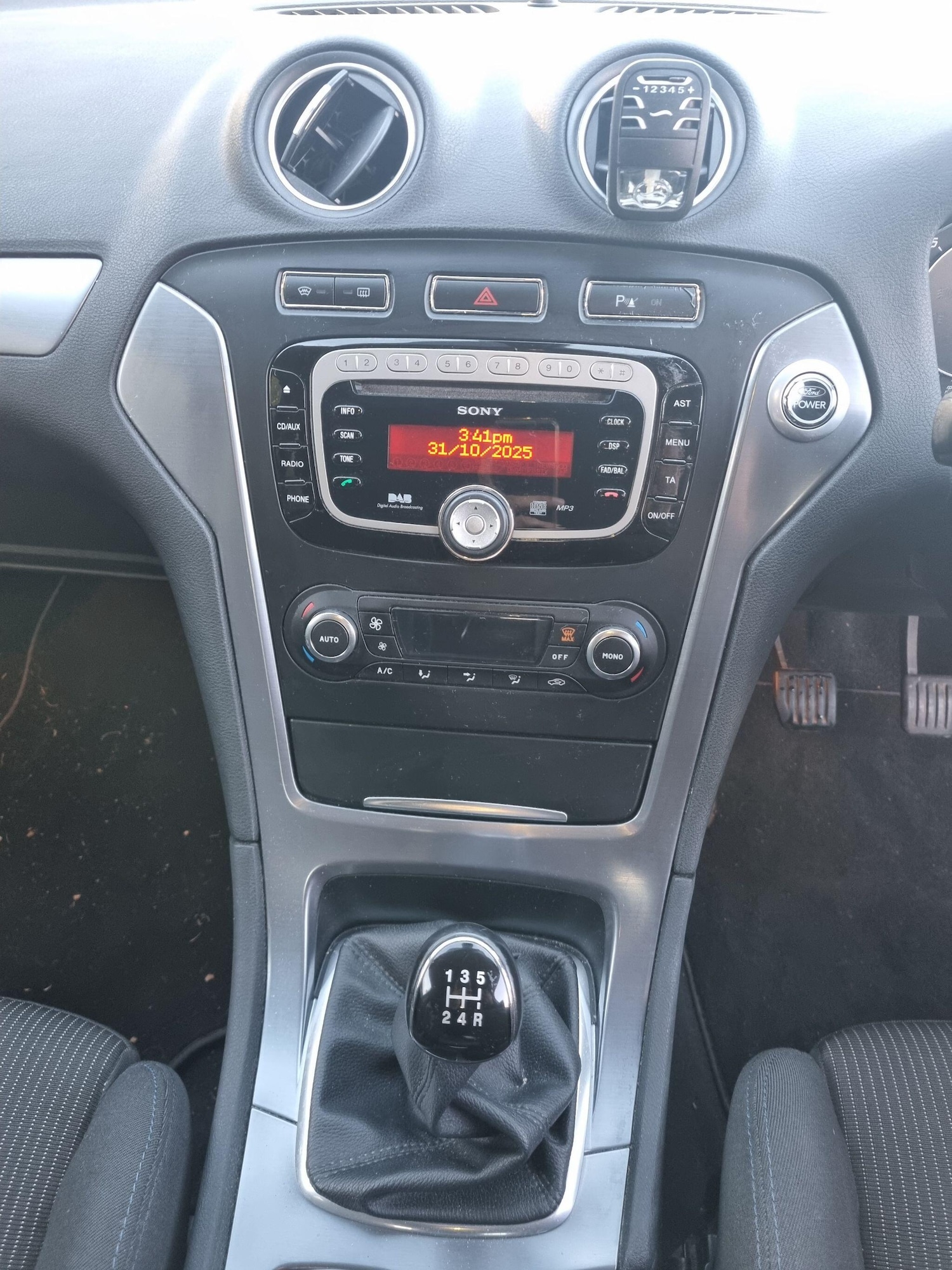 Used Ford Mondeo 2011 for sale - 76513010: Photo 12