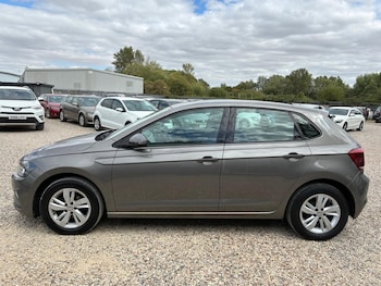 Used Volkswagen Polo 2019 for sale - 79453790: Photo