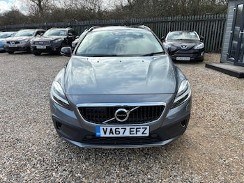 Used Volvo V40 Cross Country 2018 for sale - 77647055: Photo