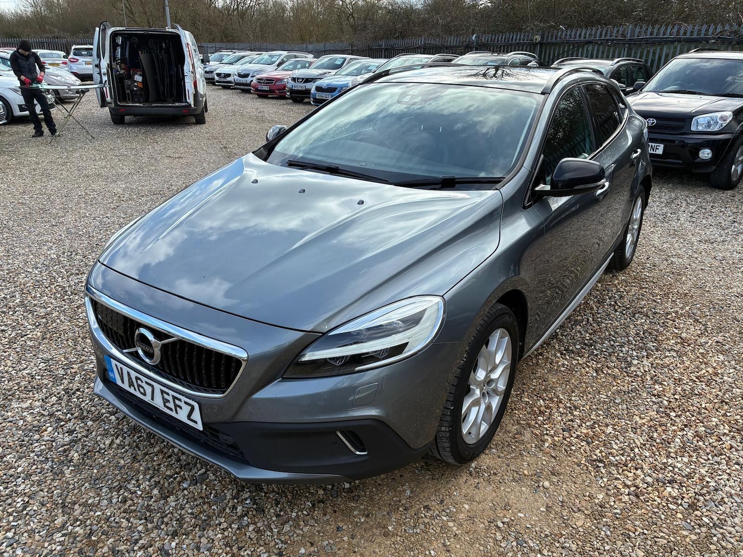 Used Volvo V40 Cross Country 2018 for sale - 77647055: Photo 3