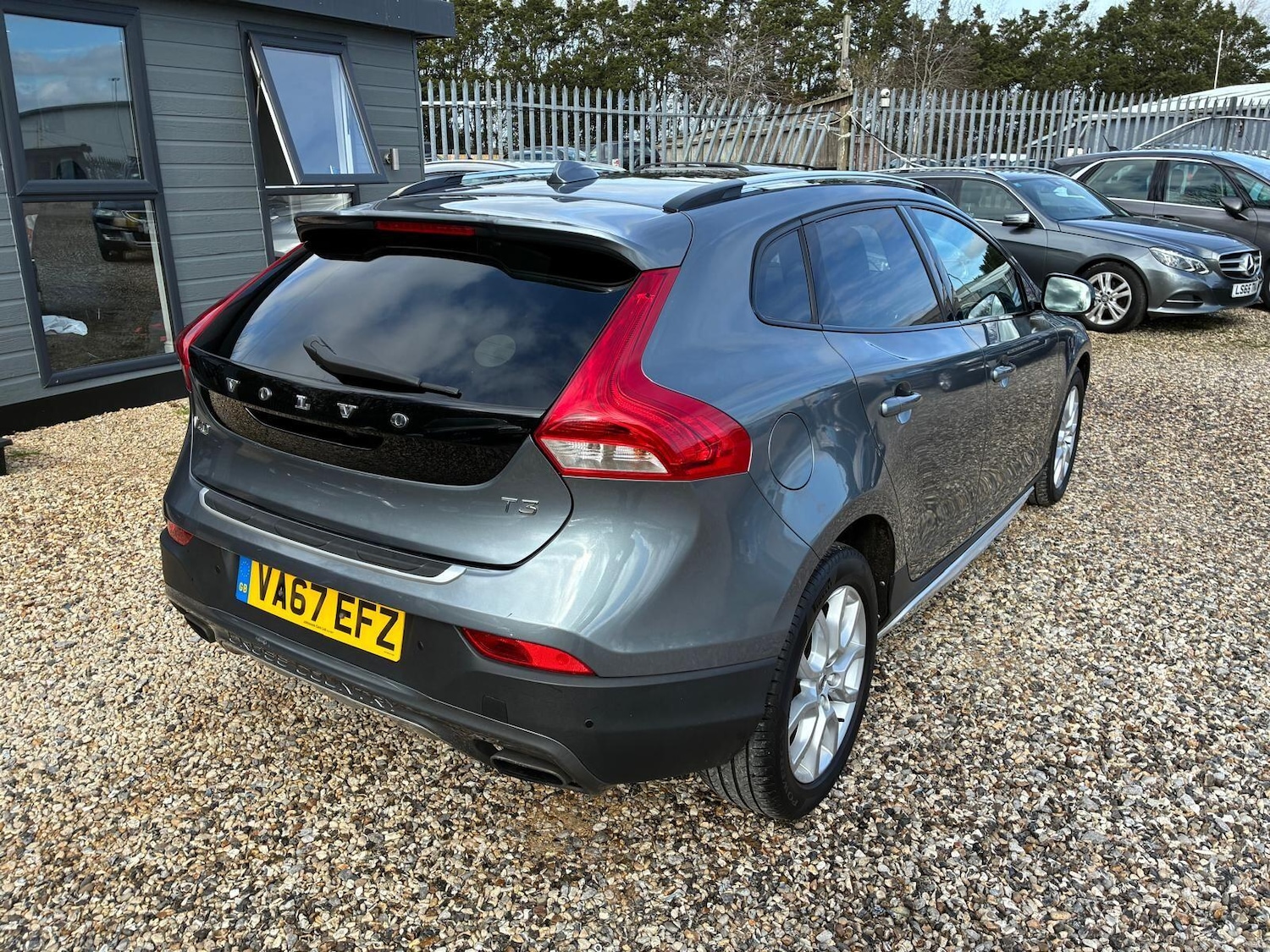 Used Volvo V40 Cross Country 2018 for sale - 77647055: Photo 5
