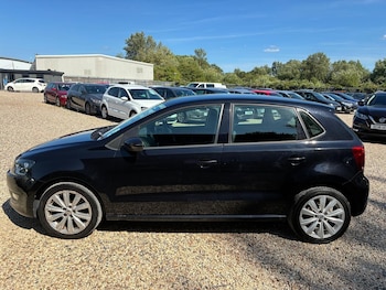 Used Volkswagen Polo 2011 for sale - 79075592: Photo