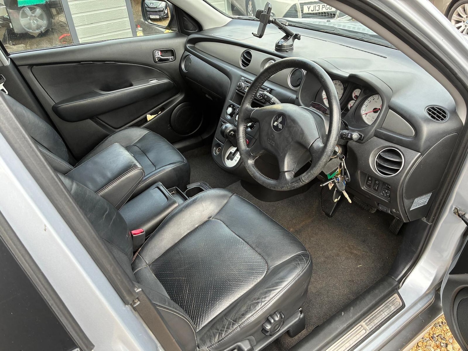 Used Mitsubishi Outlander 2006 for sale - 77377050: Photo 9