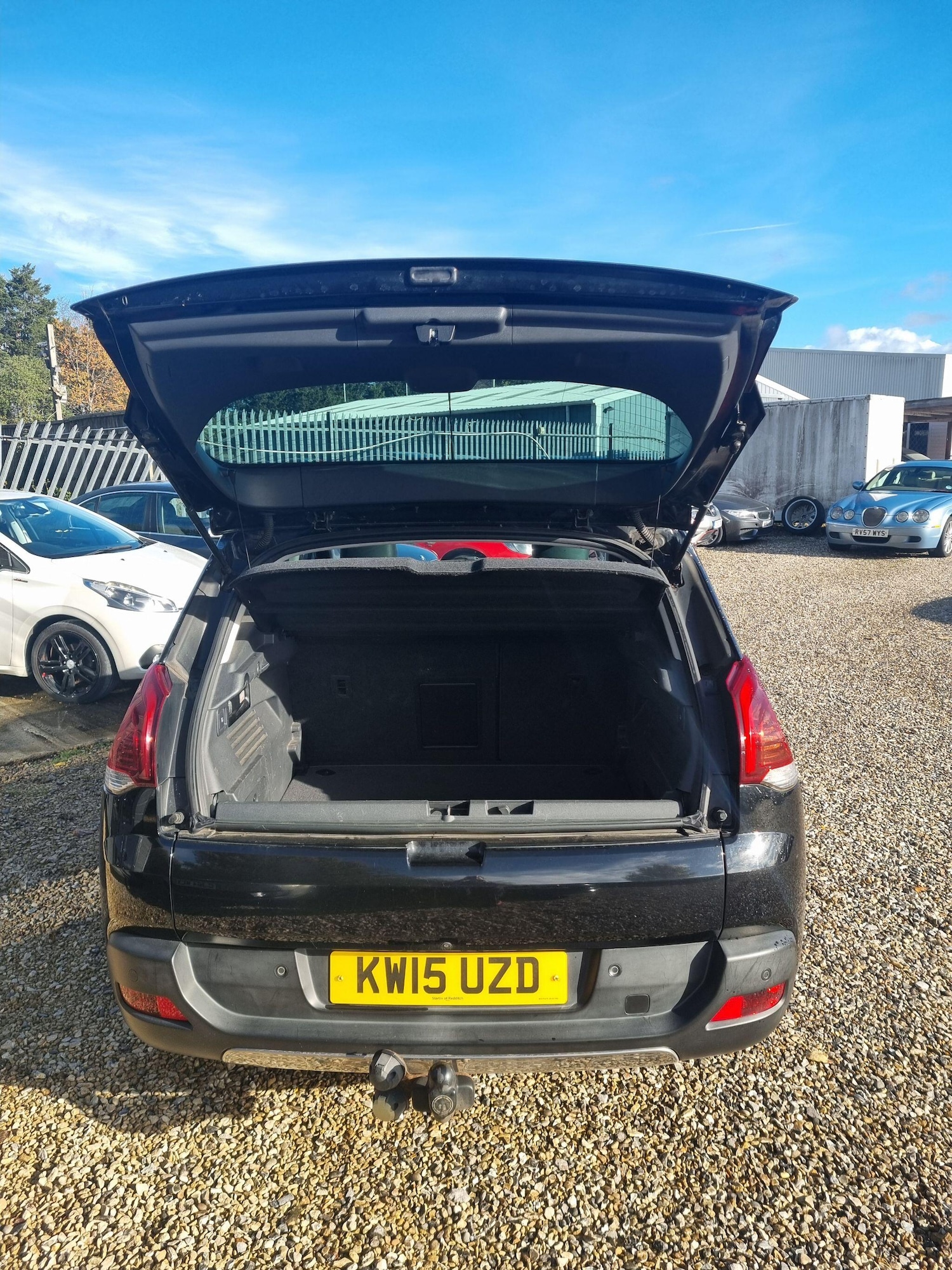 Used Peugeot 3008 2015 for sale - 76370279: Photo 8