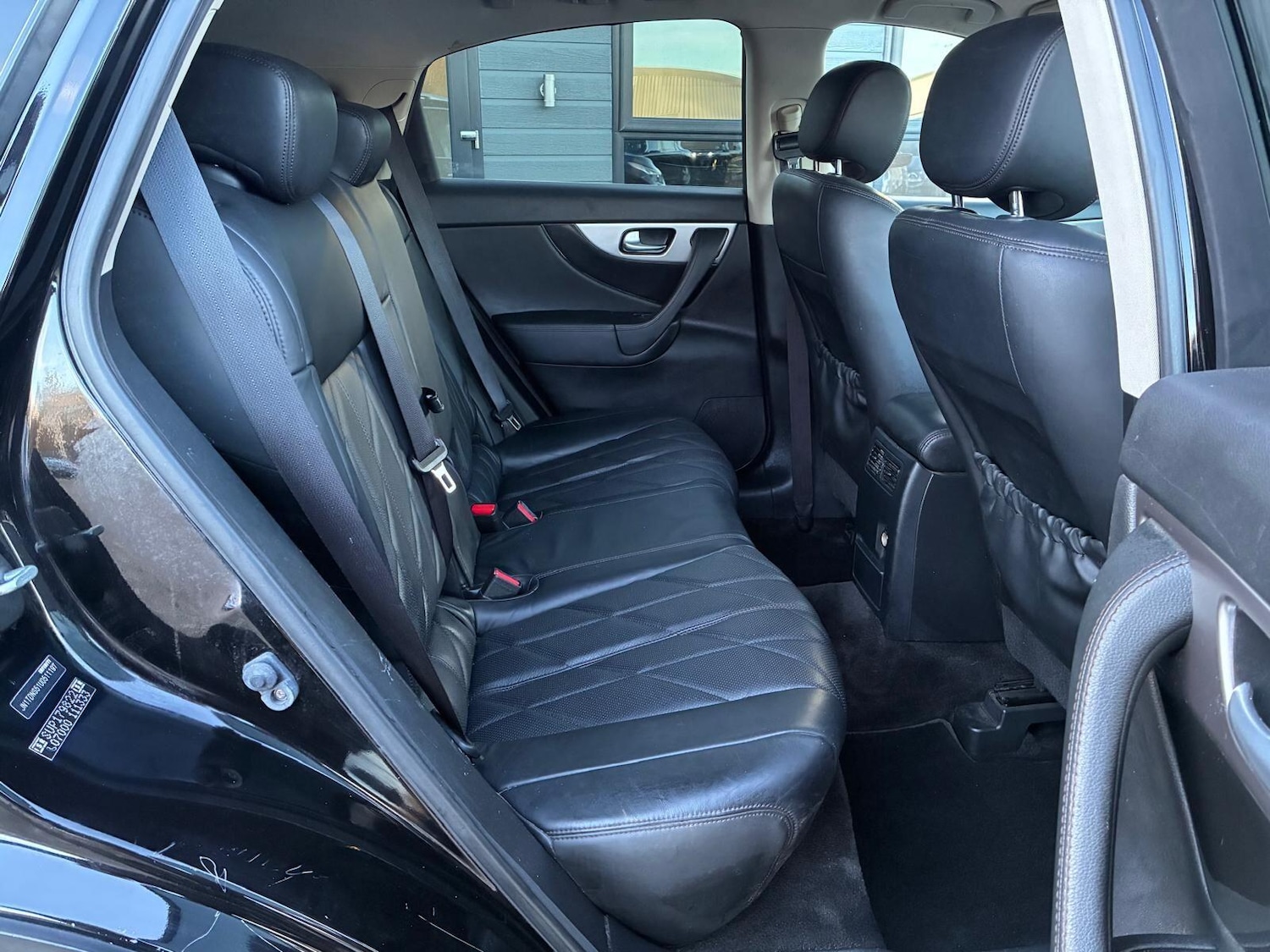 Used Infiniti QX70 2014 for sale - 77144441: Photo 14