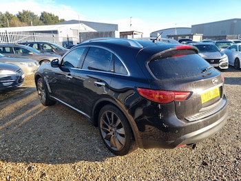 Used Infiniti QX70 2014 for sale - 77144441: Photo