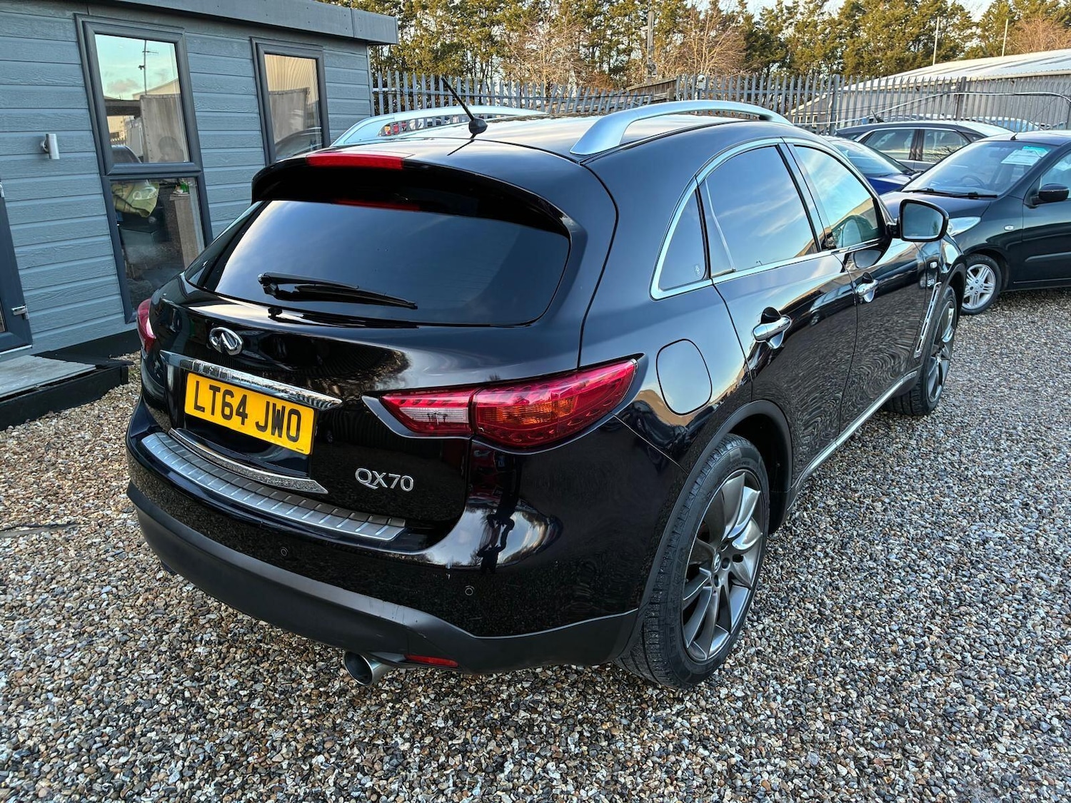 Used Infiniti QX70 2014 for sale - 77144441: Photo 6