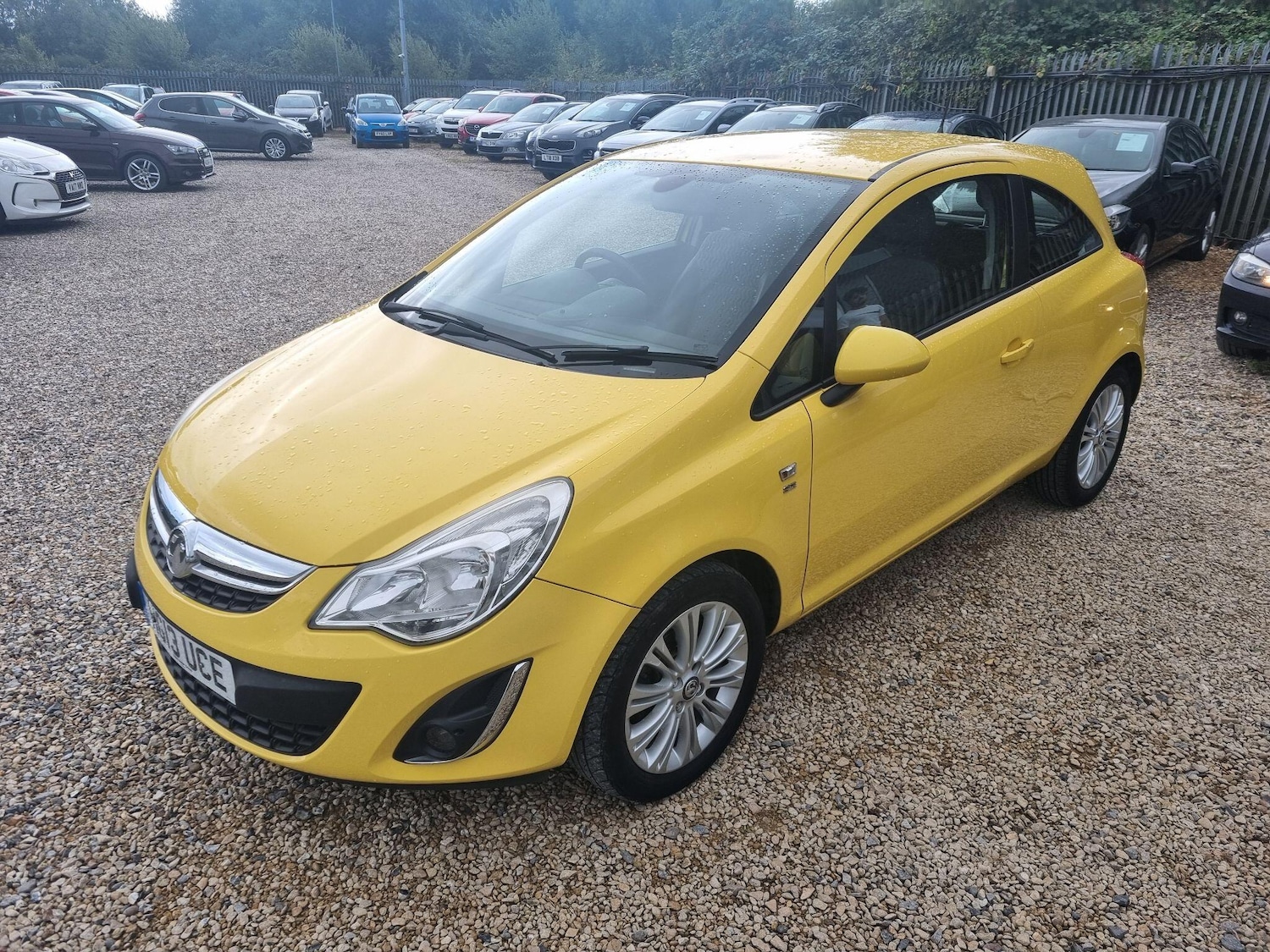 Used Vauxhall Corsa for sale - 76989235: Photo 3