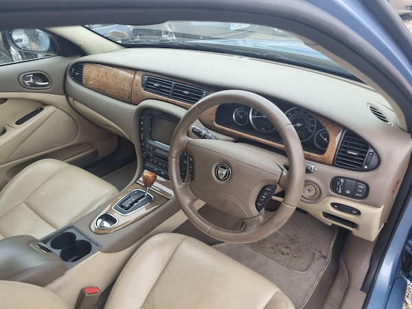 Used Jaguar S-Type 2007 for sale - 76283902: Photo 9