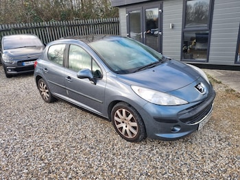 (57) - 1.6 HDi SE 5dr