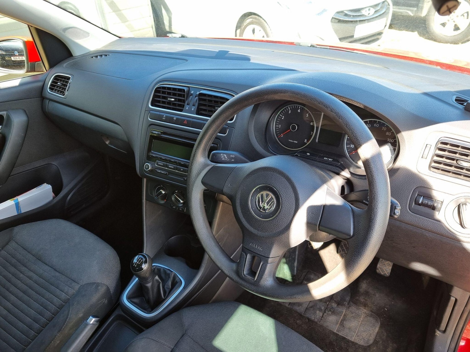 Used Volkswagen Polo 2013 for sale - 76031730: Photo 9