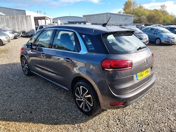 Used Citroen C4 Picasso 2017 for sale - 76371102: Photo