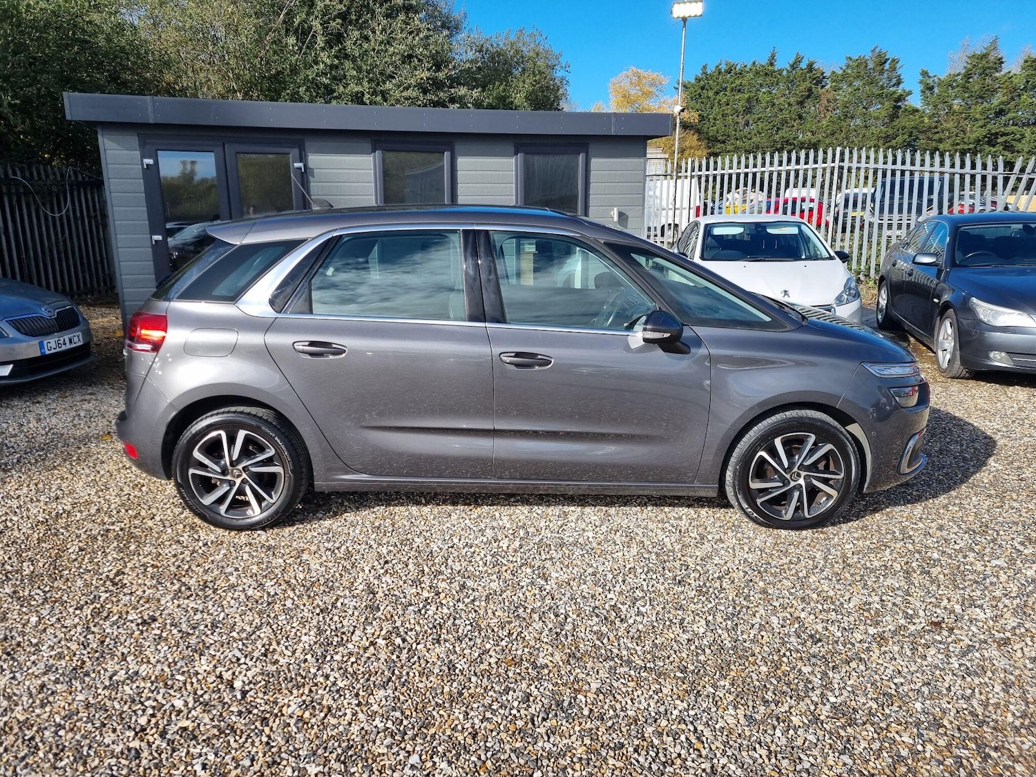 Used Citroen C4 Picasso 2017 for sale - 76371102: Photo 7