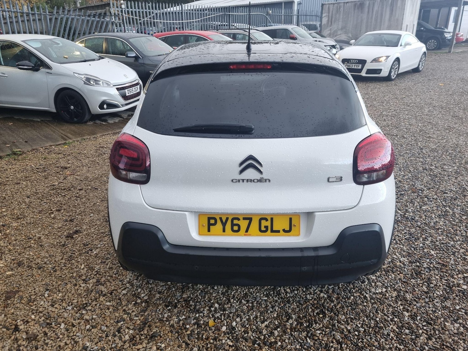Used Citroen C3 2017 for sale - 76370918: Photo 5