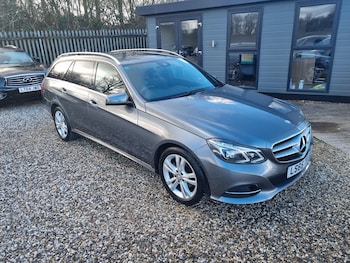 Used Mercedes-Benz E Class 2015 for sale - 78318640: Photo