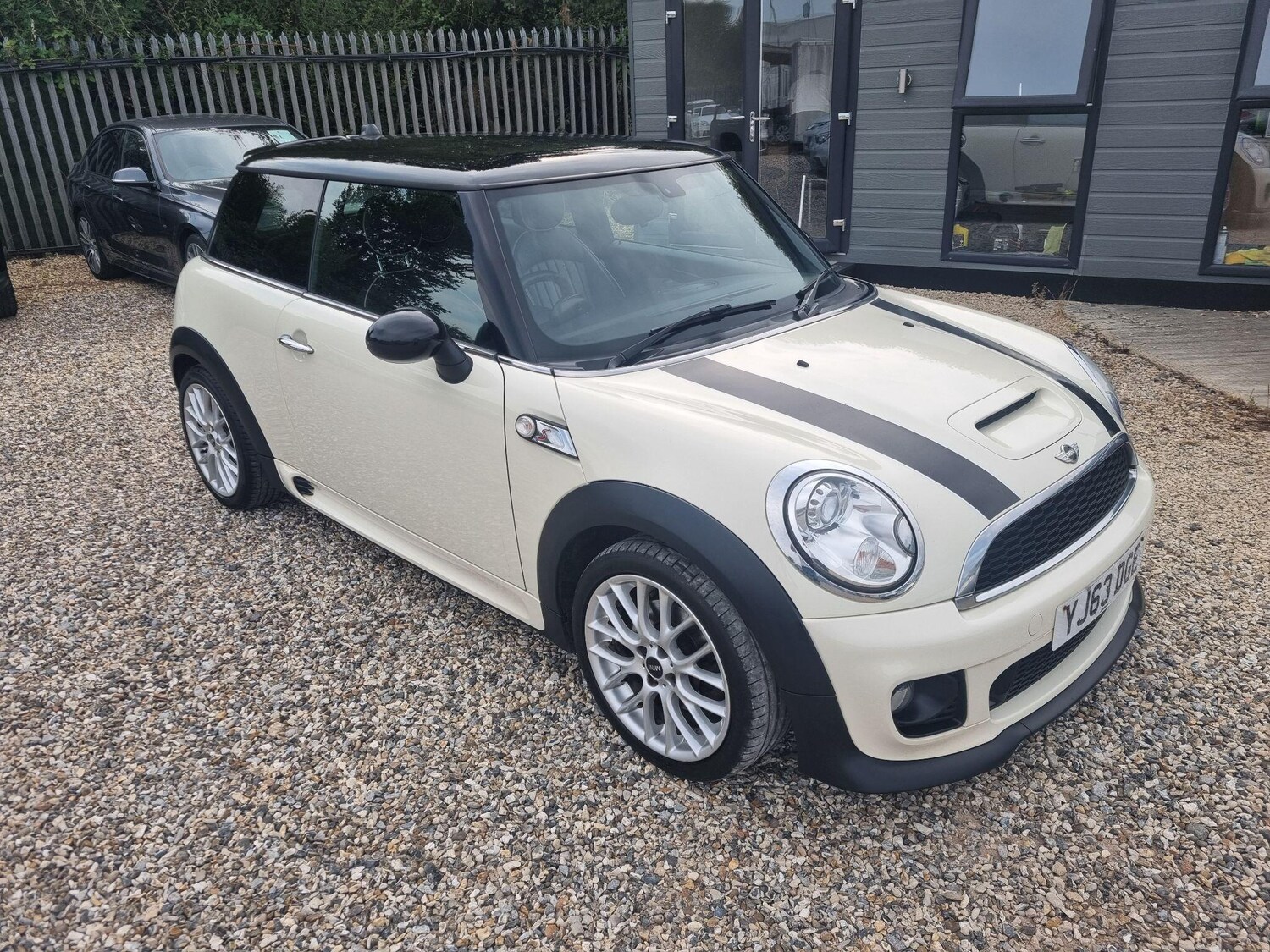 Used MINI Hatch 2013 for sale - 76592912: Photo 1