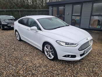 2015 (15) - 2.0 TDCi Titanium Euro 6 (s/s) 5dr
