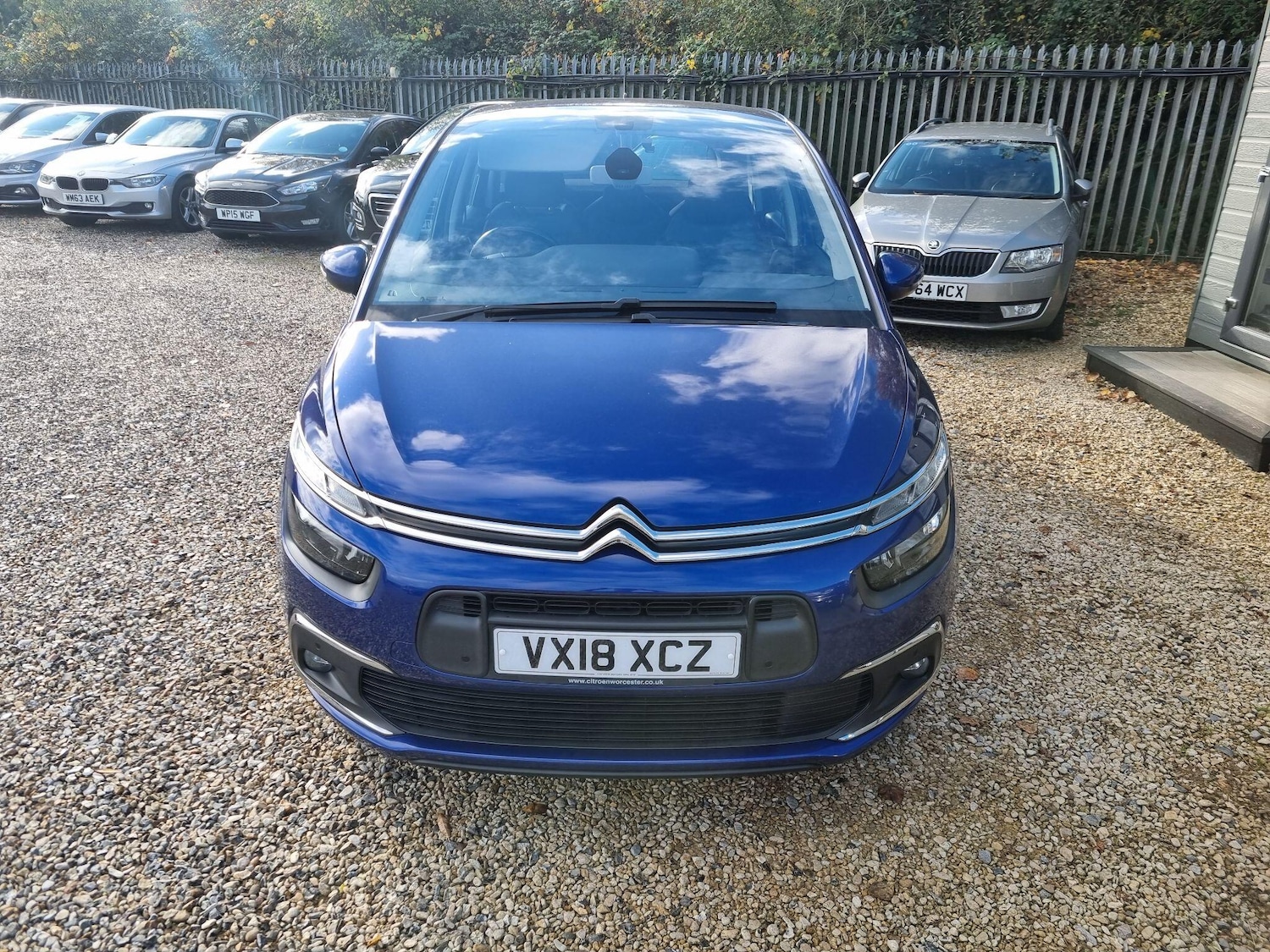 Used Citroen C4 Picasso 2018 for sale - 76513143: Photo 2