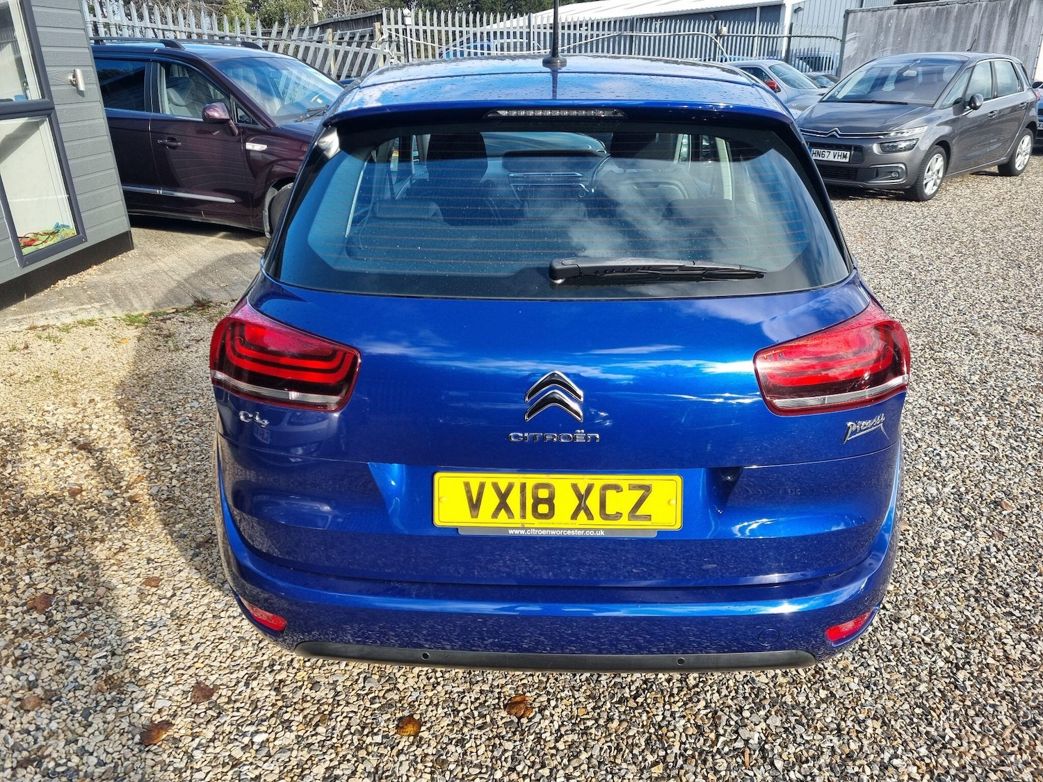 Used Citroen C4 Picasso 2018 for sale - 76513143: Photo 5