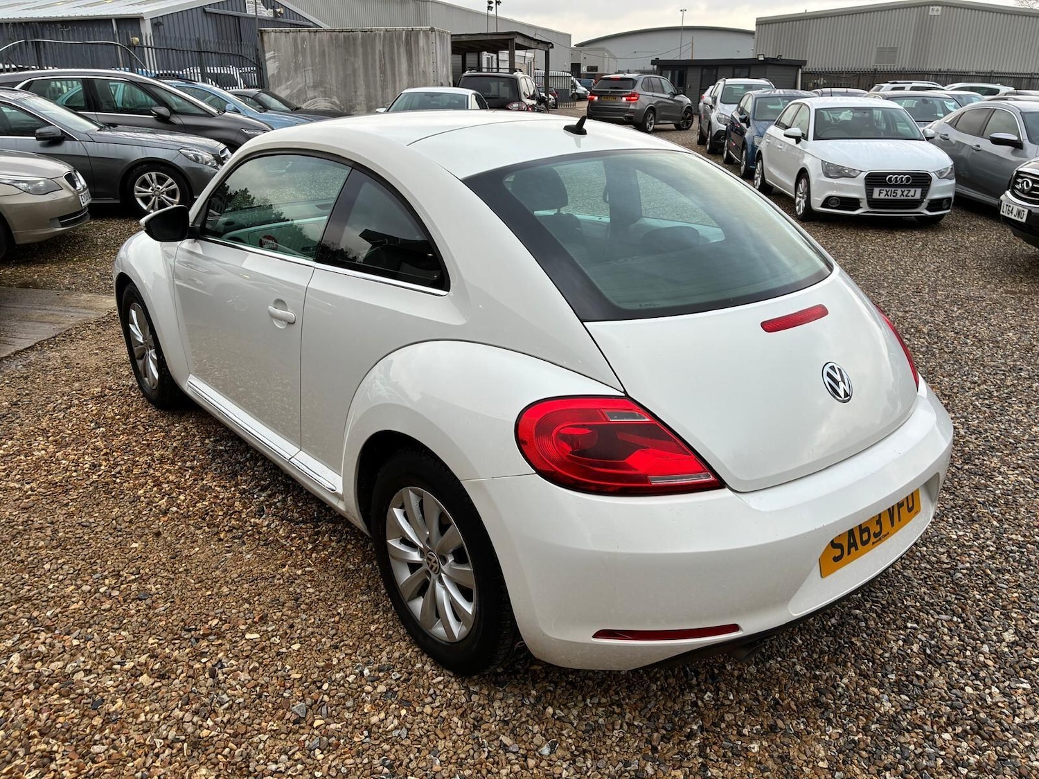 Used Volkswagen Beetle 2013 for sale - 77625107: Photo 4