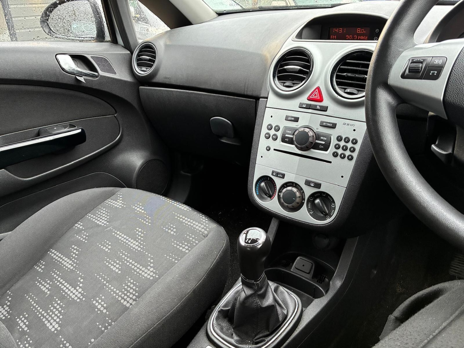 Used Vauxhall Corsa 2012 for sale - 77496867: Photo 14