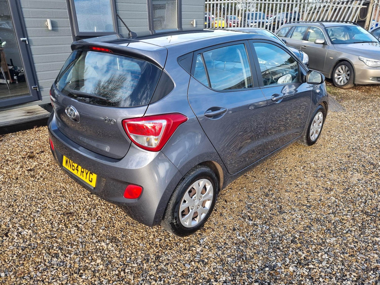 Used Hyundai i10 2014 for sale - 76832332: Photo 6
