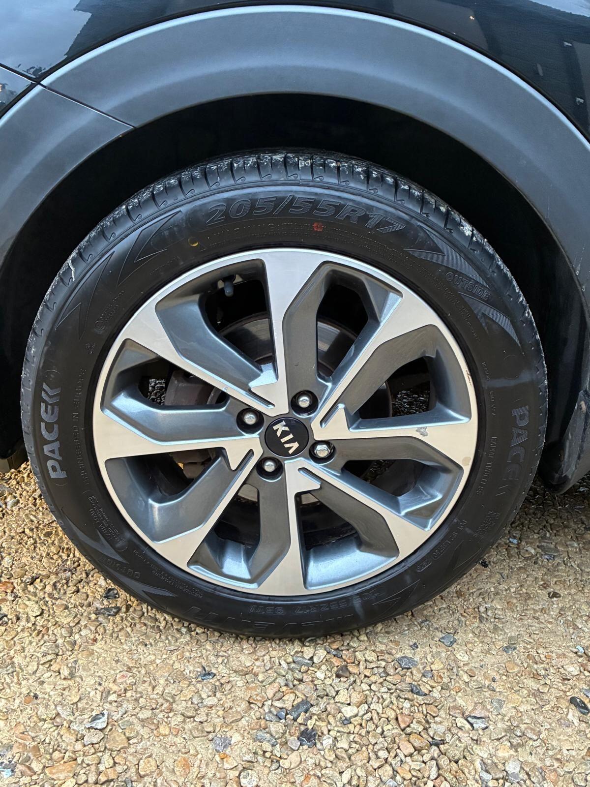 Used Kia Stonic 2018 for sale - 77215318: Photo 20