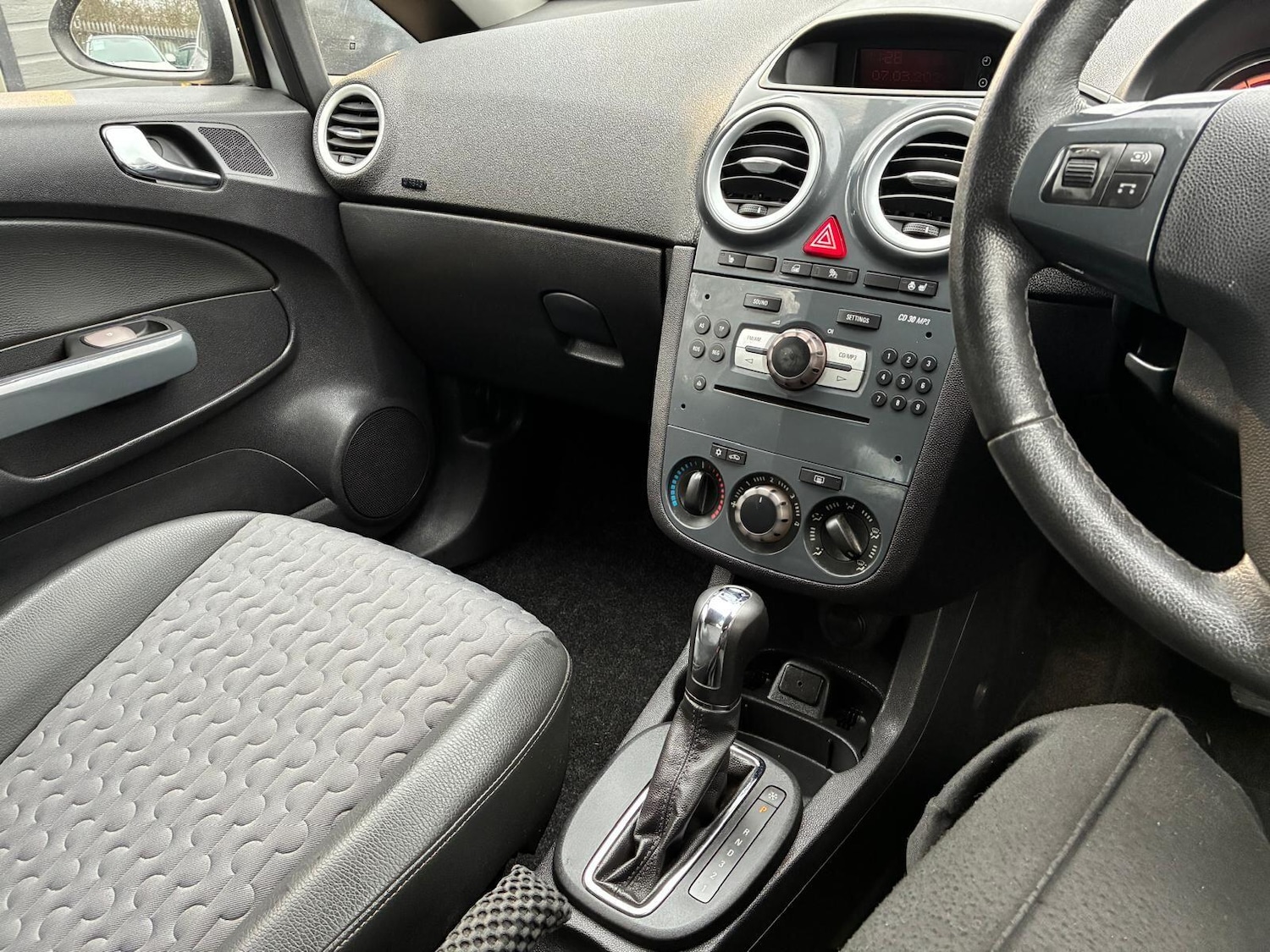 Used Vauxhall Corsa 2012 for sale - 77793424: Photo 16