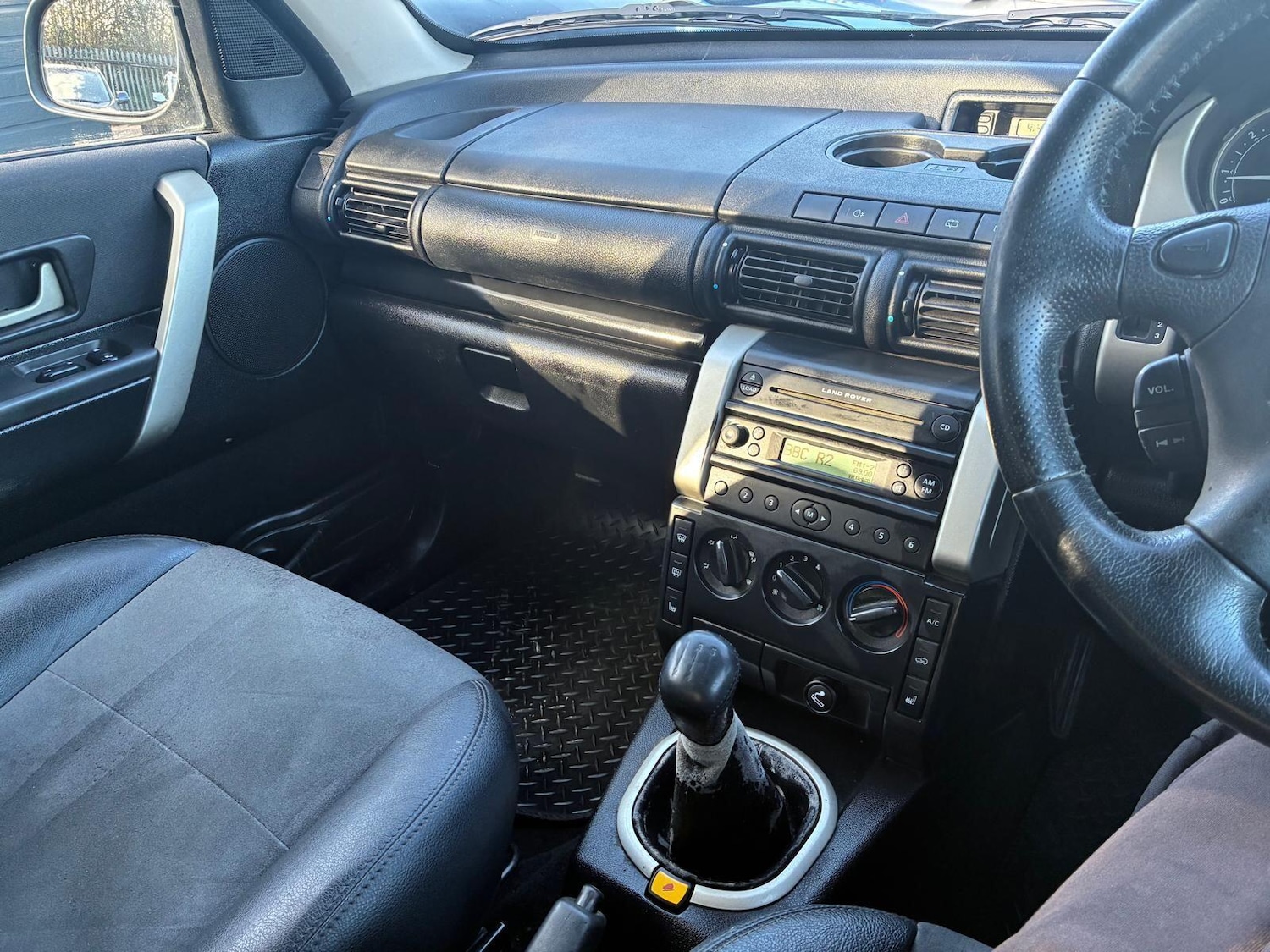 Used Land Rover Freelander 2005 for sale - 77893076: Photo 17