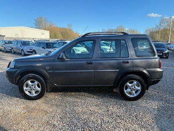 Used Land Rover Freelander 2005 for sale - 77893076: Photo