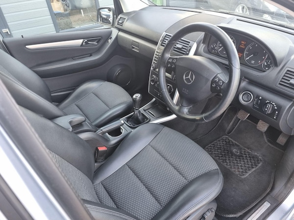 Used Mercedes-Benz A-Class 2011 for sale - 76200677: Photo 10