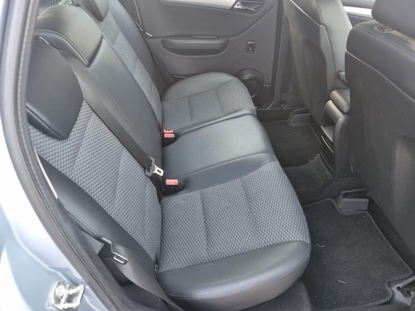 Used Mercedes-Benz A-Class 2011 for sale - 76200677: Photo 12