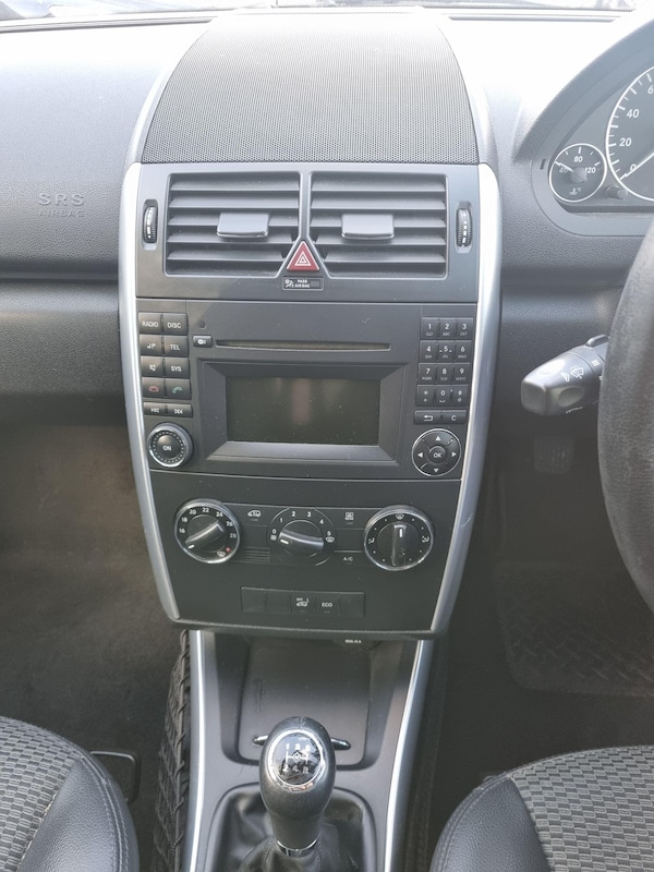 Used Mercedes-Benz A-Class 2011 for sale - 76200677: Photo 15