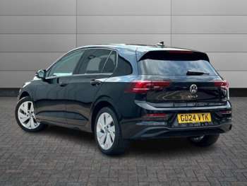 Used Volkswagen Golf 2024 for sale - 74840925: Photo