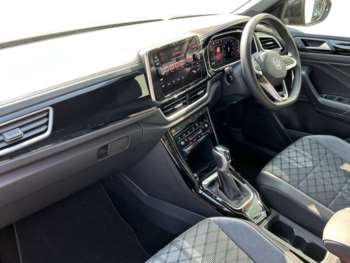 Used Volkswagen T-Roc 2024 for sale - 74854156: Photo