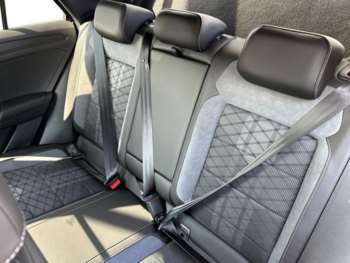 Used Volkswagen T-Roc 2024 for sale - 74854156: Photo