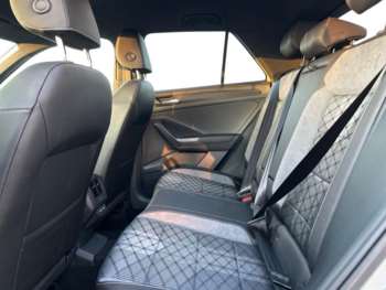 Used Volkswagen T-Roc 2024 for sale - 74178046: Photo