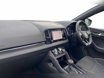 Used Skoda Karoq 2023 for sale - 77042675: Photo