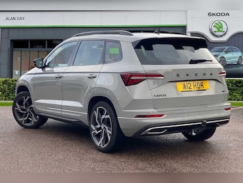 Used Skoda Karoq 2023 for sale - 77042675: Photo