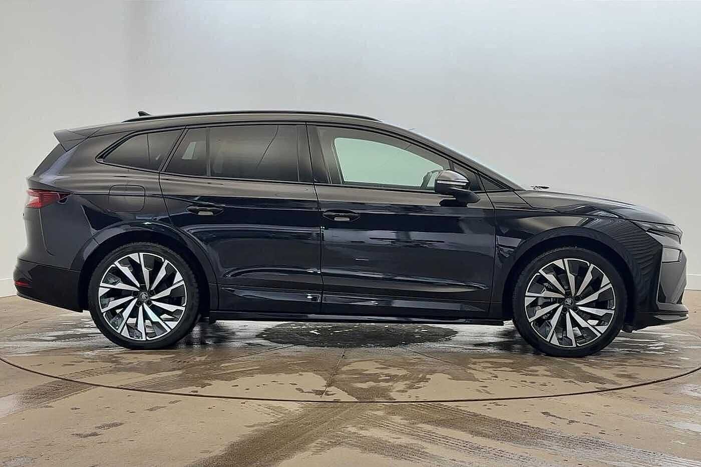 Used Skoda Enyaq 2025 for sale - 76966419: Photo 4