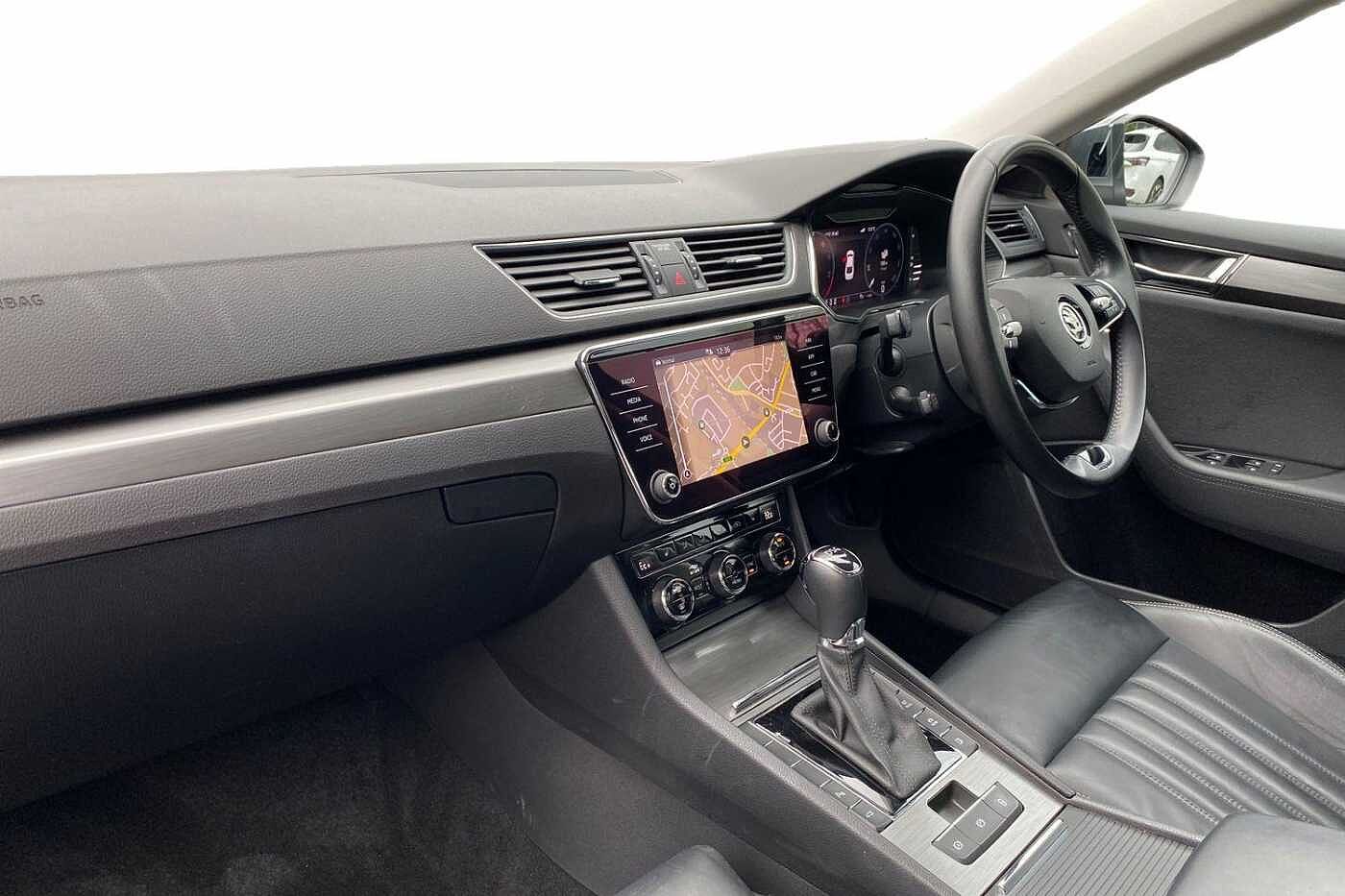 Used Skoda Superb 2021 for sale - 77244549: Photo 2