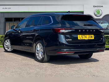 Used Skoda Superb 2024 for sale - 76966327: Photo